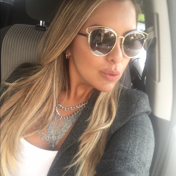 Profile Picture of Johanna Paruta (@johapt) on Poshmark