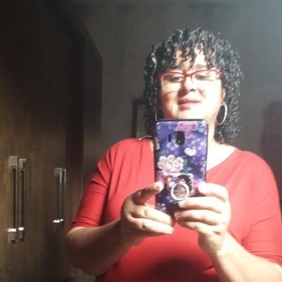 Profile Picture of Susan Mattos (@CidadeDeus2) on Twitter
