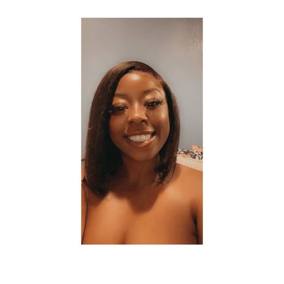 Profile Picture of Cassiee Mcnabb (@cassieemcnabb) on Poshmark