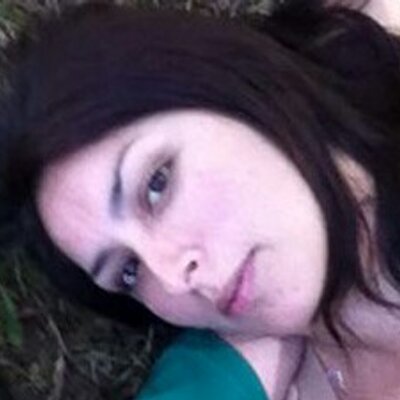Profile Picture of Carola Aguilar (@carolaaguilar10) on Twitter