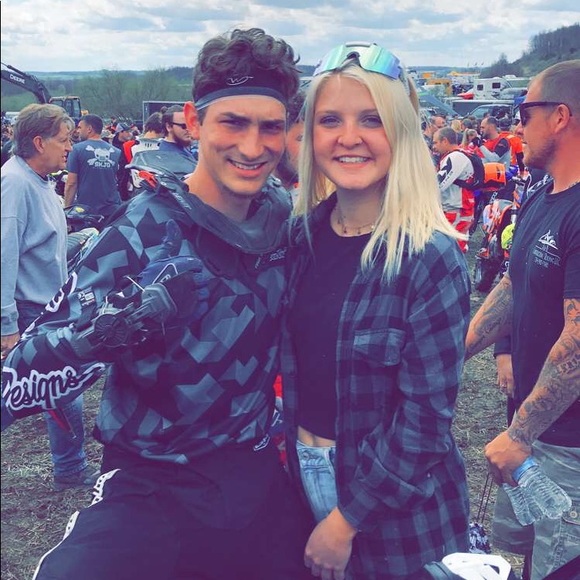 Profile Picture of Keira Croyle (@keiracroyle0813) on Poshmark