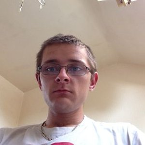 Profile Picture of Michael Snowdon (@MichaelSnowdo17) on Twitter