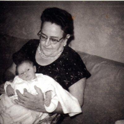 Profile Picture of Wendy Howard Stevens (@Whitedove5) on Twitter