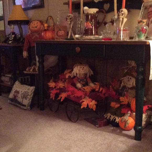 Profile Picture of Ruth ann Adams (@ruthie1948) on Poshmark