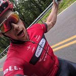 Profile Picture of Jacob Henley (@highfivehero) on Instagram