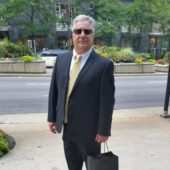 Profile Picture of Kevin Ciccone (@kevingciccone) on Poshmark