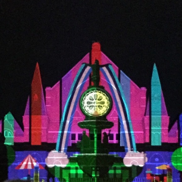 Profile Picture of Lanie Boehmer (@boehmemk) on Poshmark