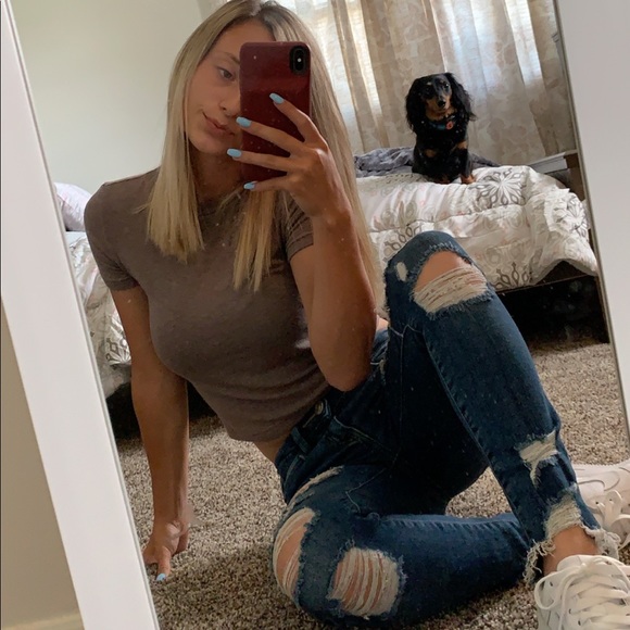 Profile Picture of Autumn Ankiewicz (@aankiewicz) on Poshmark