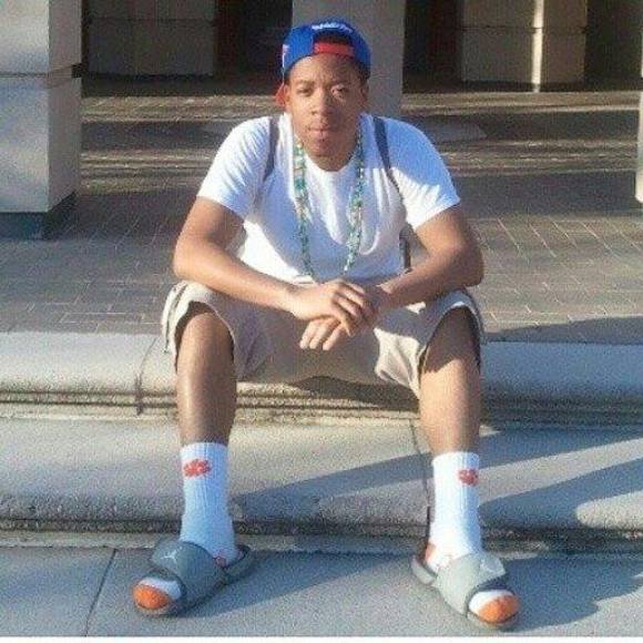 Profile Picture of Michael Profit (@splashwalk6) on Poshmark