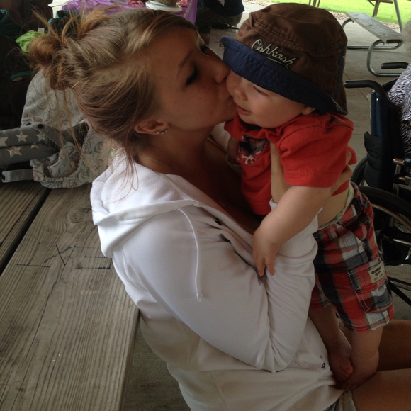 Profile Picture of Briana Juedes (@briana_taylor) on Poshmark