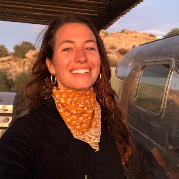 Profile Picture of Megan Lafferty (@meganllafferty) on Poshmark