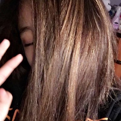 Profile Picture of Daniella Arboleda (@Arbolets) on Twitter