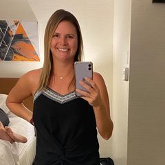 Profile Picture of Andrea Ruska (@causinaruskas) on Tiktok