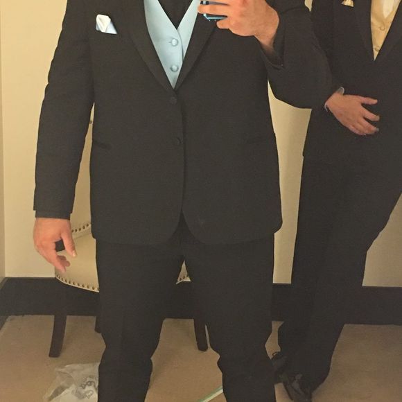 Profile Picture of Joe Pfeffer (@joepfeffer876) on Poshmark