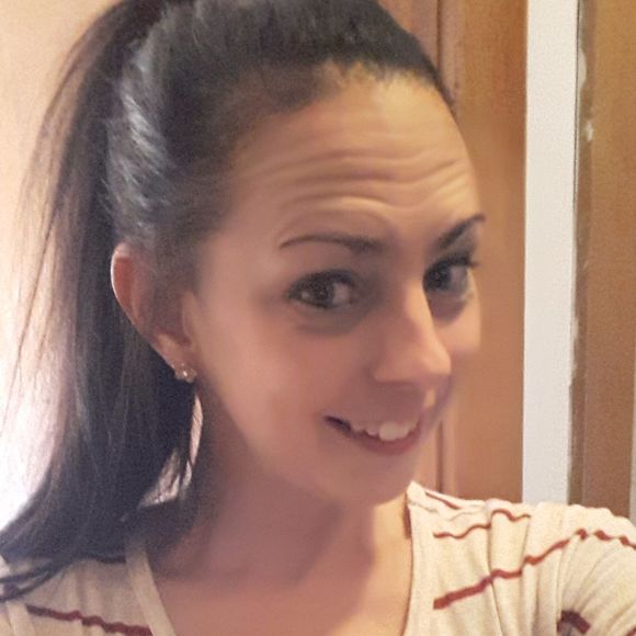 Profile Picture of Jasmine Mclaughlin (@mammyof3js9143) on Poshmark
