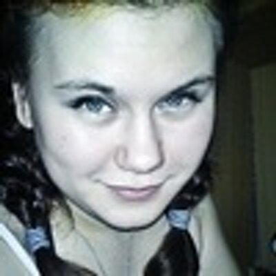 Profile Picture of Isabel Sullivanon Twitter