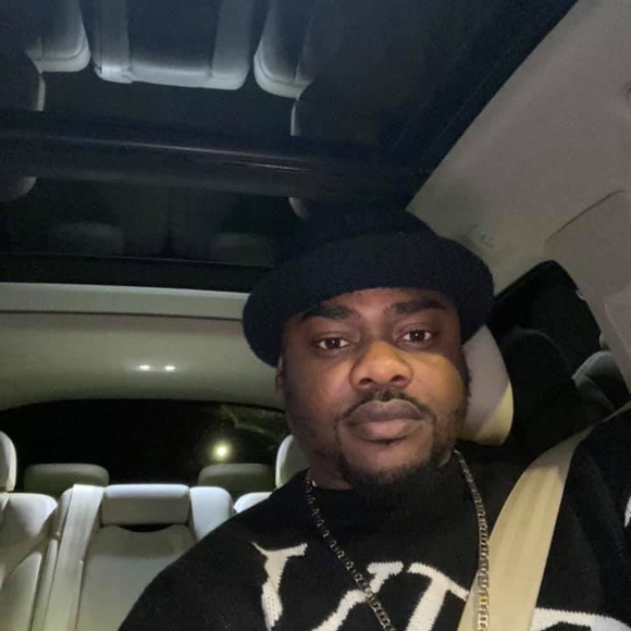 Profile Picture of Kevin Fair (@fresh868) on Poshmark