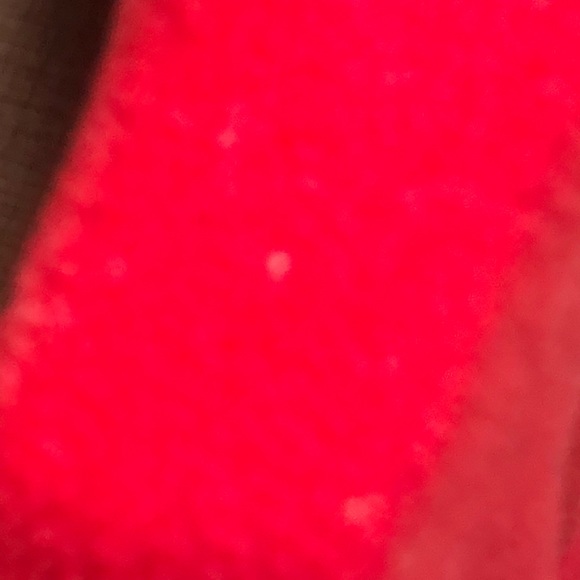 Profile Picture of Angelo Perez (@angelphoenix) on Poshmark