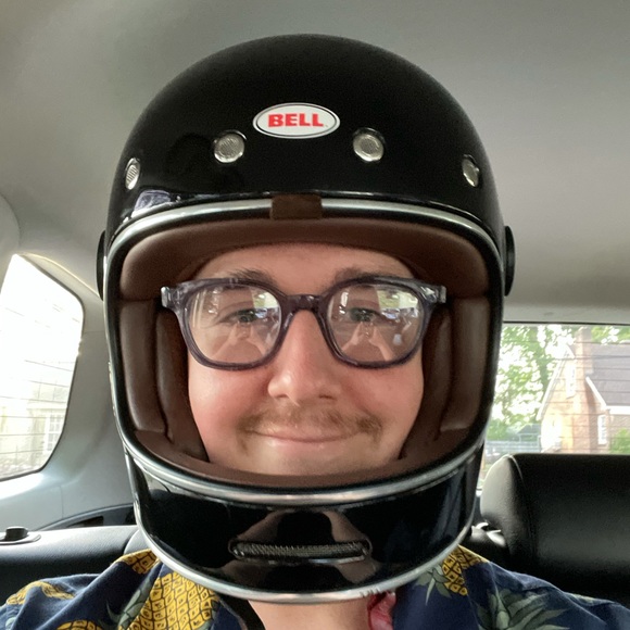 Profile Picture of James Kieffer (@jakieffe) on Poshmark