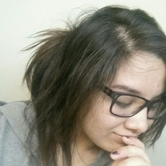 Profile Picture of Jazmin Erives (@jj_lamia) on Poshmark