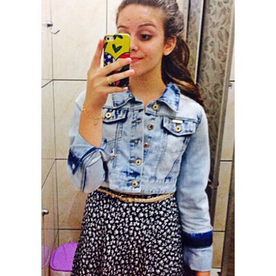 Profile Picture of Laryssa Smith (@LariSil23) on Twitter