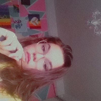 Profile Picture of Julia Gallant (@JuliaGallant10) on Twitter