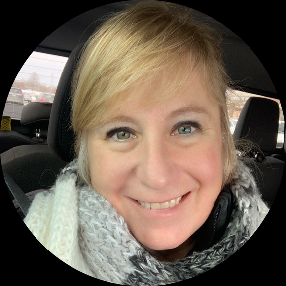 Profile Picture of Sherry Braasch (@sap68) on Poshmark