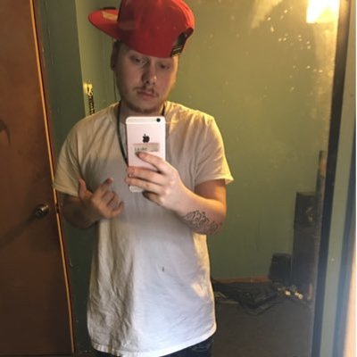 Profile Picture of Harley David Shimer (@trippylifeee420) on Twitter