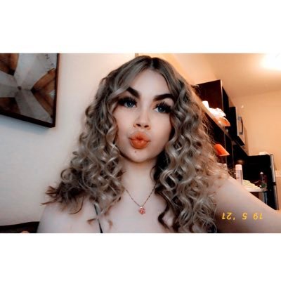 Profile Picture of Erica ✨ (@Erica_ryan33) on Twitter