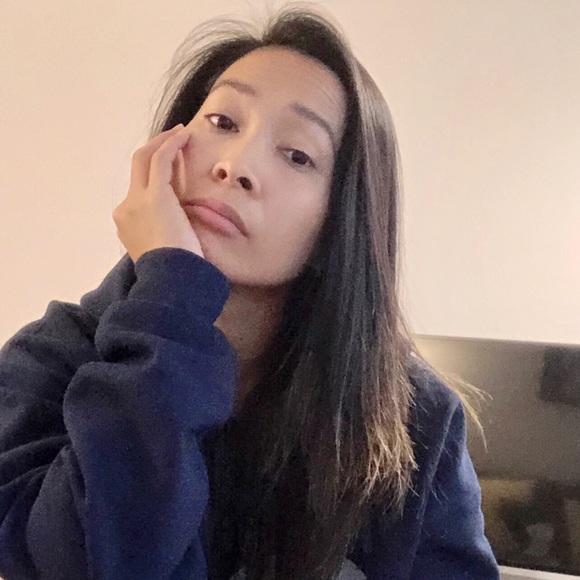 Profile Picture of Hazel Perez (@hazelperez659) on Poshmark