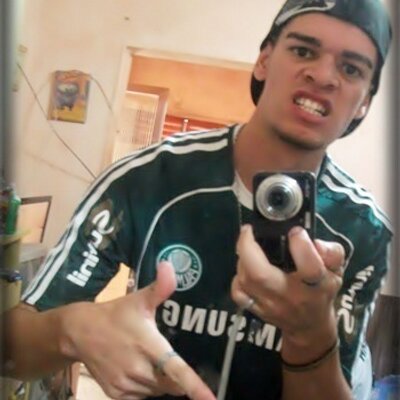 Profile Picture of Robert (@robert_mancha) on Twitter