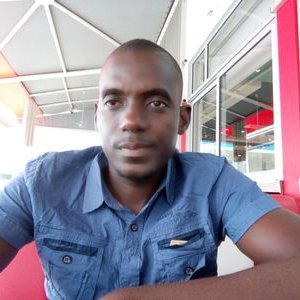 Profile Picture of Bohin Éric  Séverin (@BovinEric) on Twitter