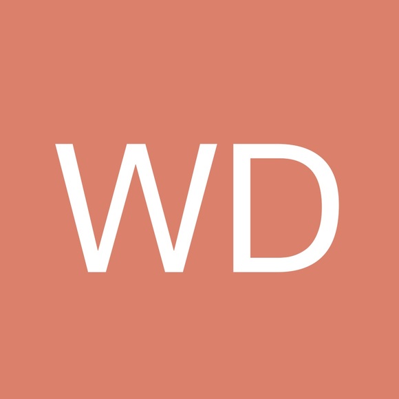 Profile Picture of Wen Ding (@wenwen2019) on Poshmark