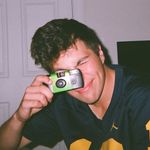 Profile Picture of john knab (@johnsdisposables) on Instagram