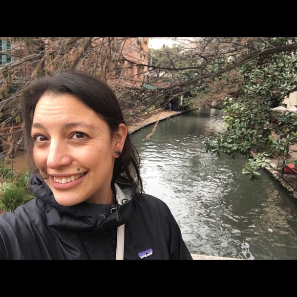 Profile Picture of Jennifer Stefanik (@jenncha58) on Poshmark