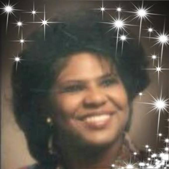 Profile Picture of Patricia Bateman (@phatpat_john) on Poshmark