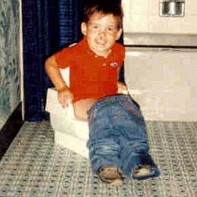 Profile Picture of Jeremy Bradley (@jbeezyphosheezy) on Twitter