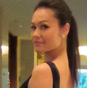 Profile Picture of Eunice Olsen (@eunice.olsen.92) on Facebook