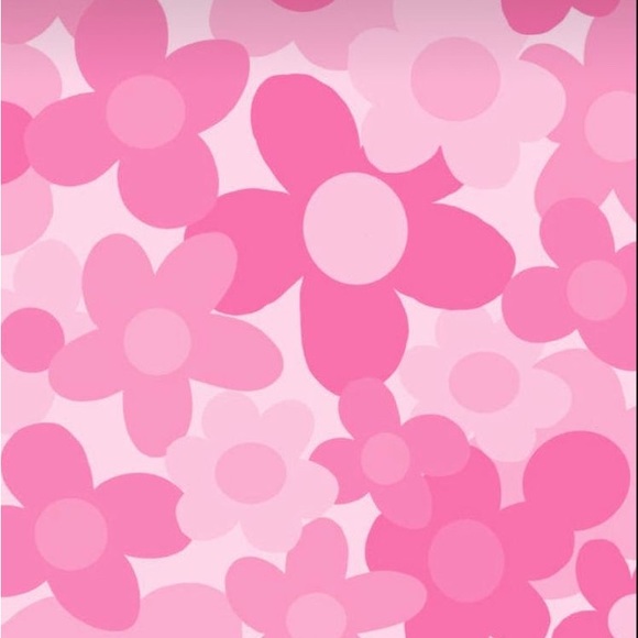 Profile Picture of Raemani Walker (@raemanii395) on Poshmark