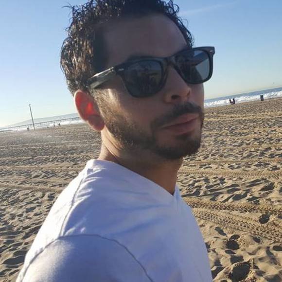 Profile Picture of Richard Madrigal (@helllloo) on Poshmark