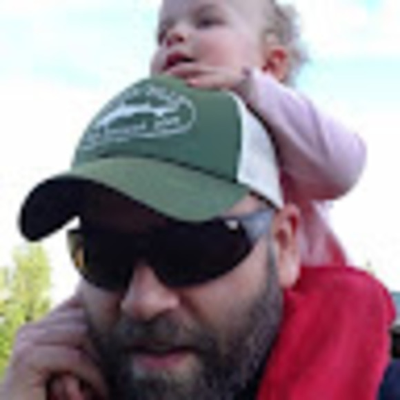 Profile Picture of Shaun Korman (@sniksnak007) on Poshmark