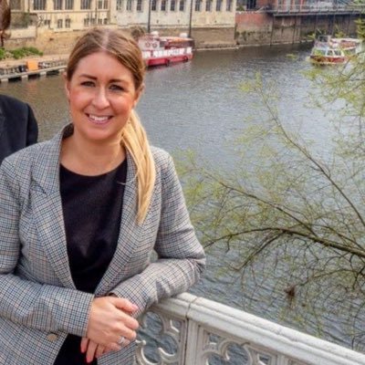 Lucy Phipps - Twitter Profile Picture of Lucy Phipps (@Harrowells_Lucy) on Twitter