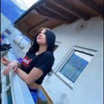 Profile Picture of 𝑳𝒊𝒔𝒂 𝑴𝒂𝒓𝒕𝒐𝒓𝒆𝒍𝒍𝒊 🖤 (@lisa_wenzl_) on Instagram