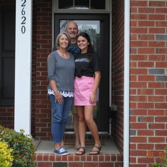 Profile Picture of Danette Duncan (@danetteduncan) on Poshmark