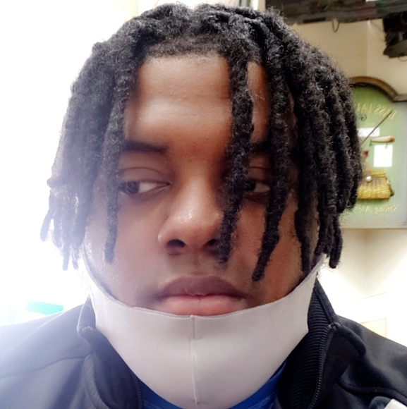 Profile Picture of Quentin Perry (@qtp19) on Poshmark