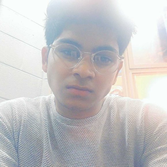 Profile Picture of Dev Gupta (@dev_gupta) on Poshmark