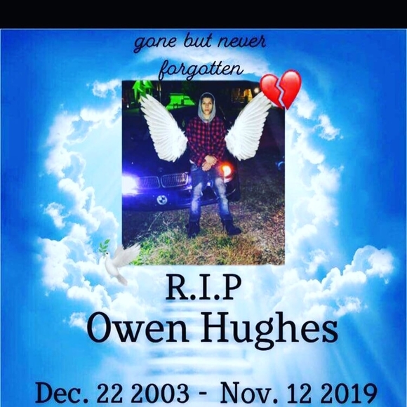 Profile Picture of Nasir Mcfadden (@nasirmcfadden) on Poshmark