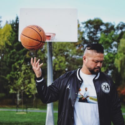Profile Picture of Christopher Chiu (@FreakyFirstStep) on Twitter