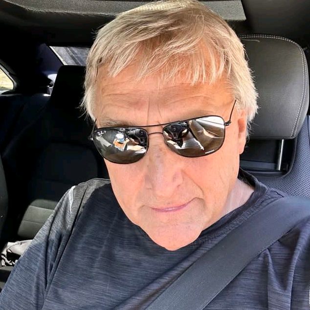 Profile Picture of Robert McKenna (@@robertmckenna3) on Tiktok