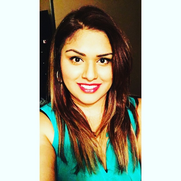 Profile Picture of Eunice Pluma (@epluma) on Poshmark